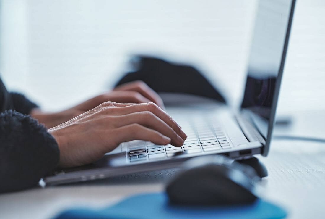 クラウド型受発注システムとは